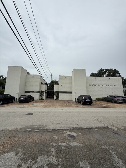 3508-3514 Lake St, Houston, TX for lease - Building Photo - Image 2 of 5