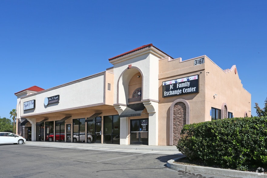3167 Fowler Ave, Clovis, CA for lease - Building Photo - Image 1 of 11