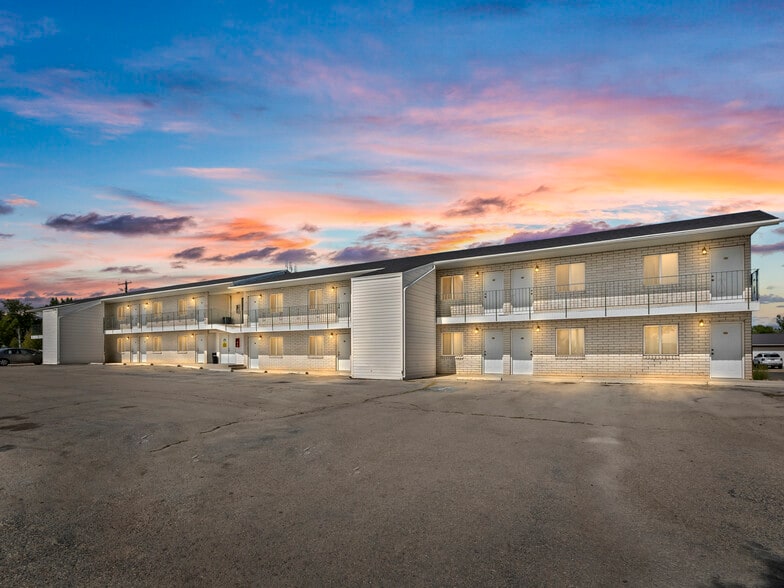 307 S Main St, Huntington, UT à vendre - Photo du bâtiment - Image 2 de 35