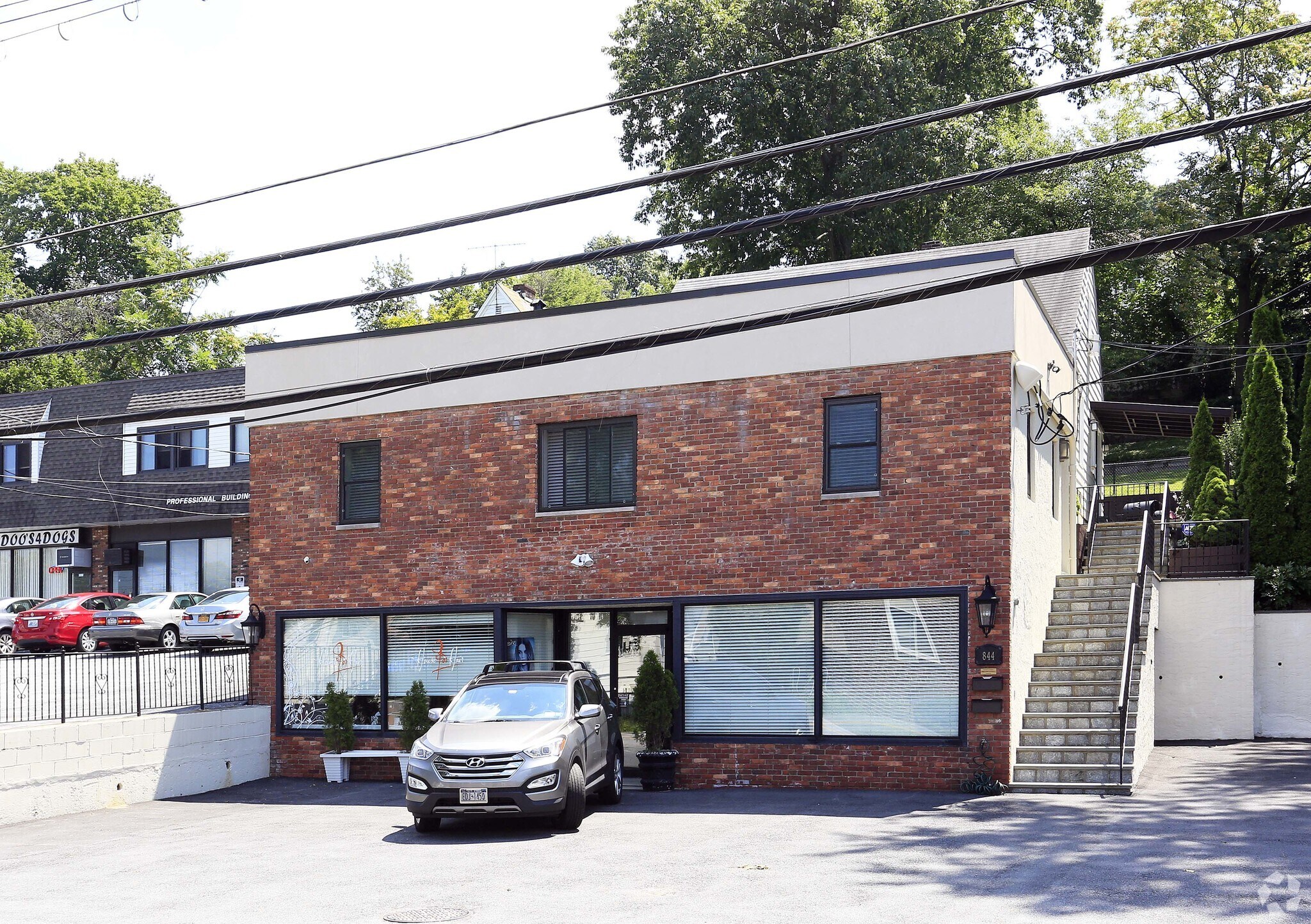 844 Commerce St, Thornwood, NY à louer Photo du bâtiment- Image 1 de 5