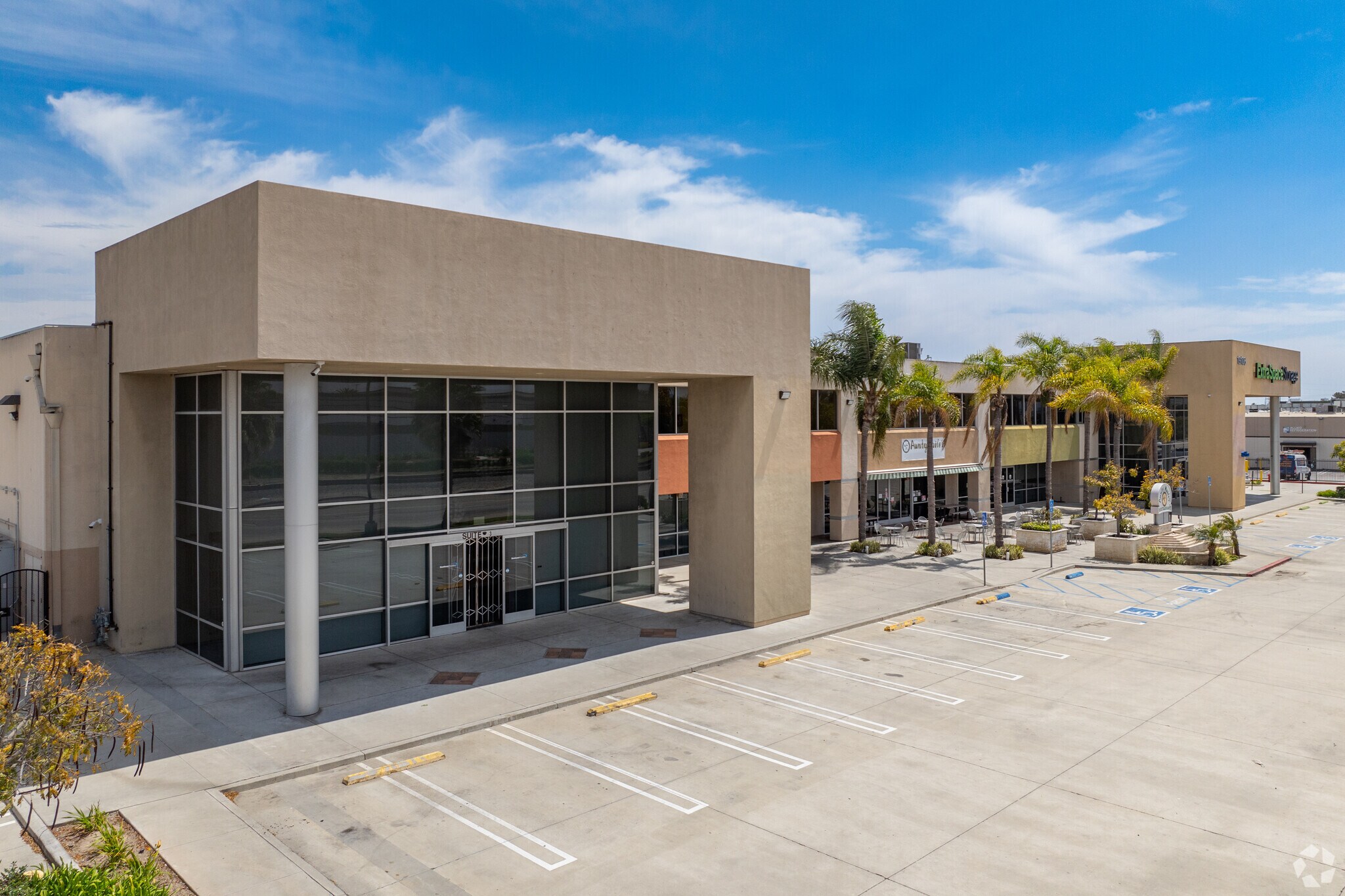 19106 S Normandie Ave, Torrance, CA à vendre Photo du bâtiment- Image 1 de 1