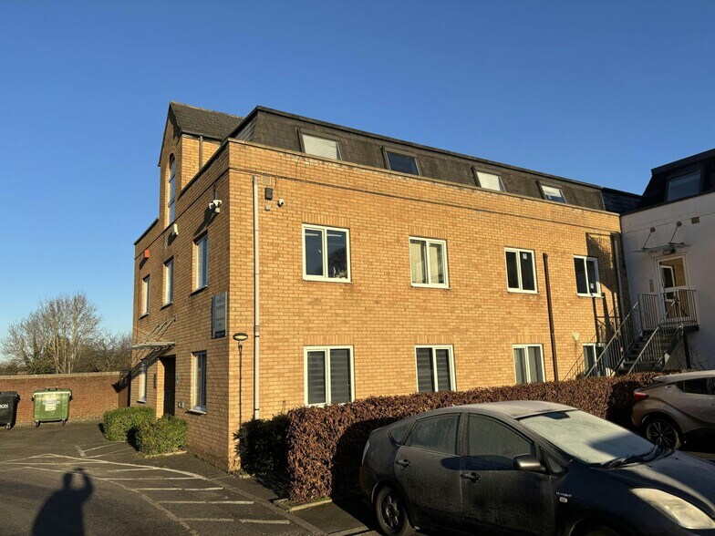 107-109 Oxford Rd, Oxford for sale - Building Photo - Image 3 of 8