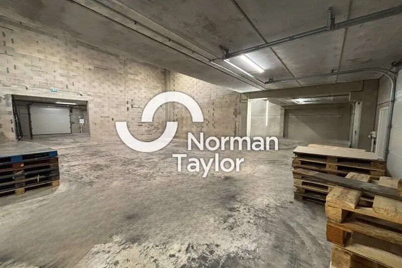 Flex in Montpellier for lease - Interior Photo - Image 3 of 7