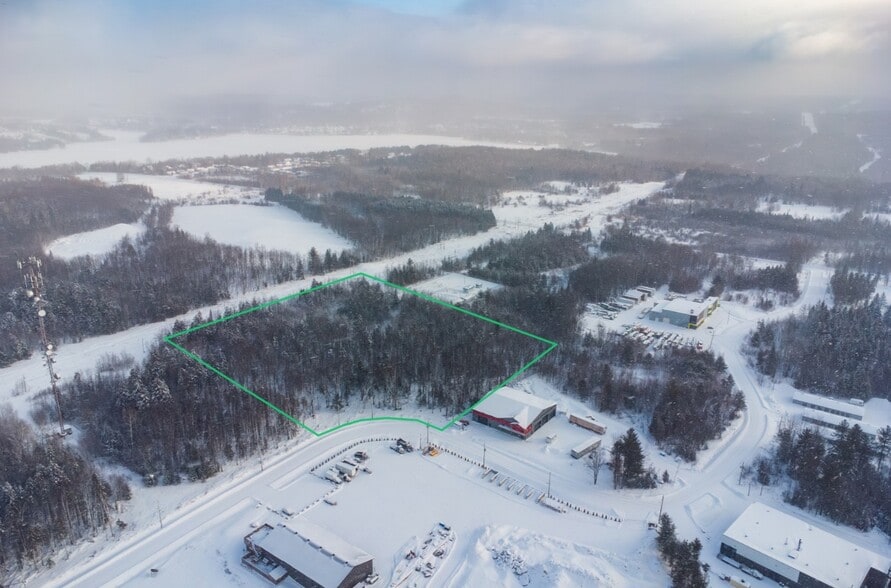 Rue Nadeau, Waterloo, QC for sale - Building Photo - Image 2 of 4