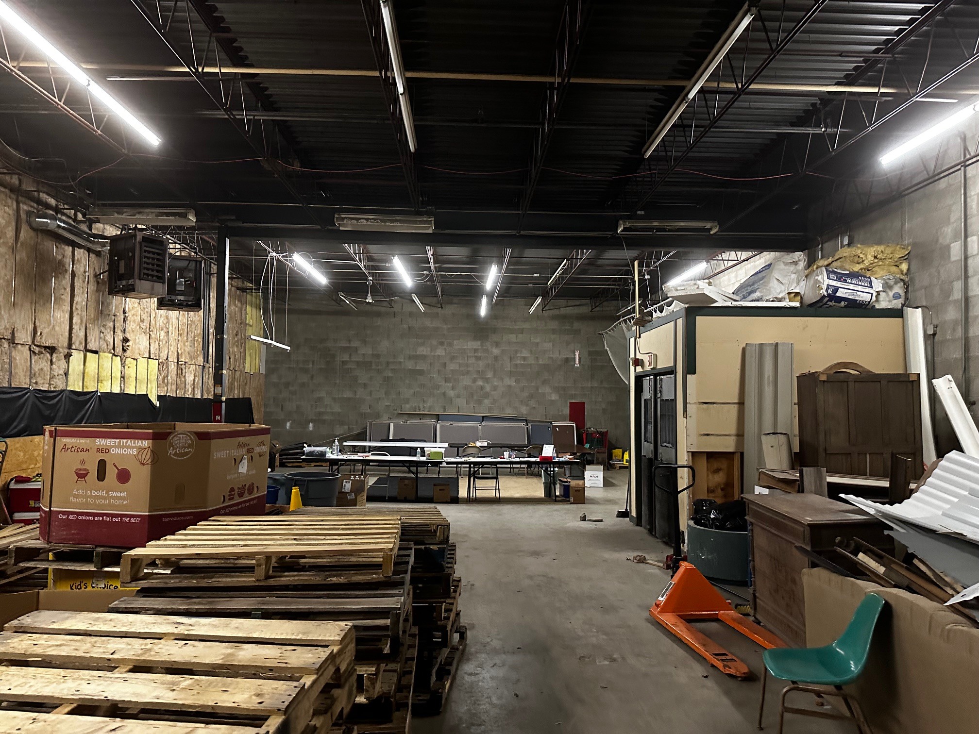 100 S Jefferson St, New Castle, PA for lease Interior Photo- Image 1 of 1