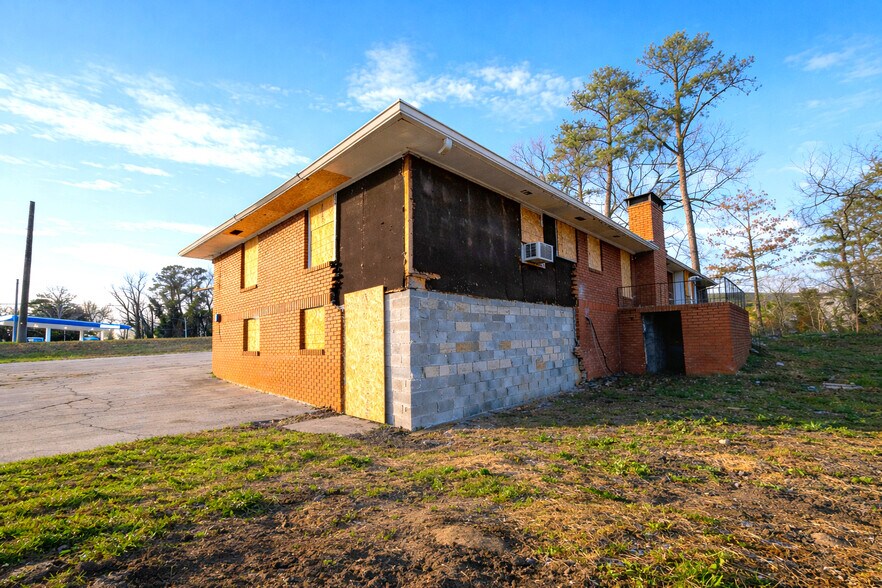 5195 Austell Rd, Austell, GA à vendre - Photo du bâtiment - Image 2 de 15