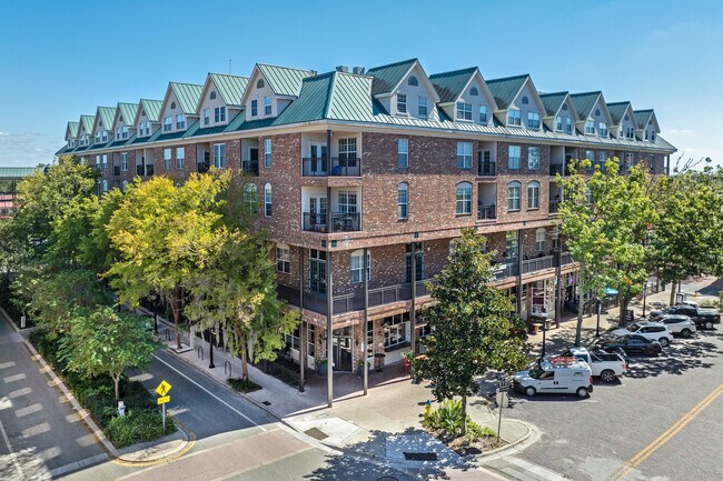 Plus de détails pour 201 SE 2nd Ave, Gainesville, FL - Bureau à vendre