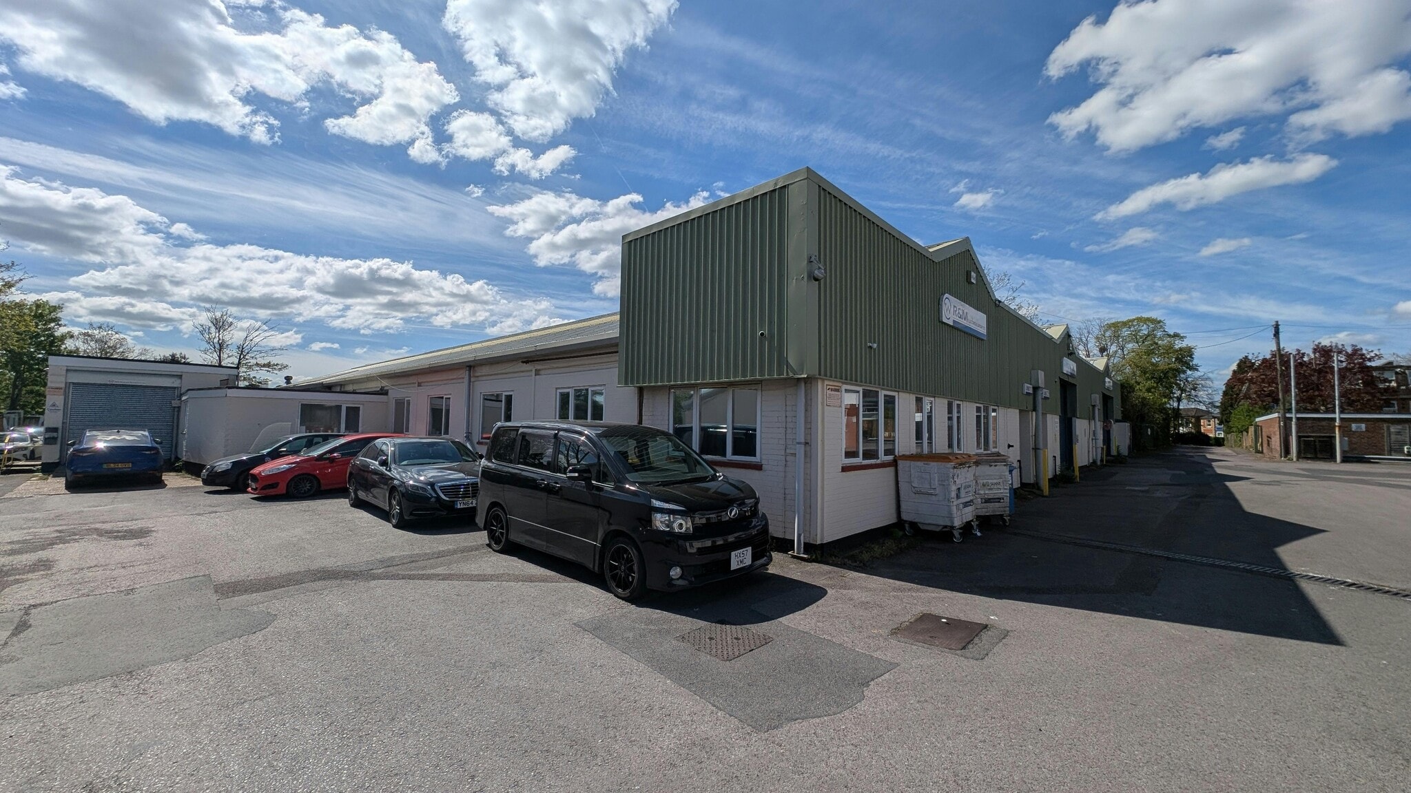 362B Spring Rd, Southampton for lease Building Photo- Image 1 of 10