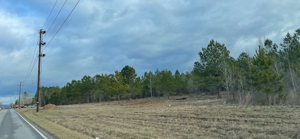 1494 Happy Valley Rd, Rossville, GA à vendre - Photo du bâtiment - Image 2 de 6