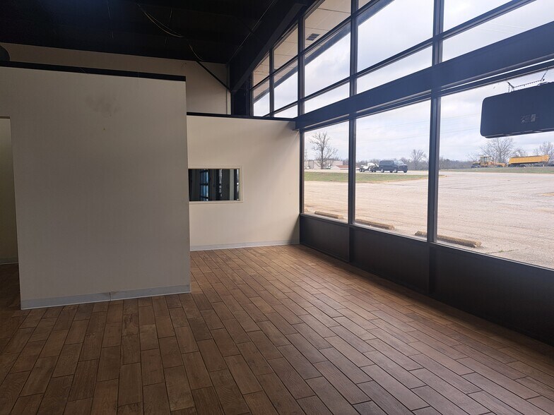 4602 N US Highway 63, West Plains, MO for sale - Building Photo - Image 3 of 70