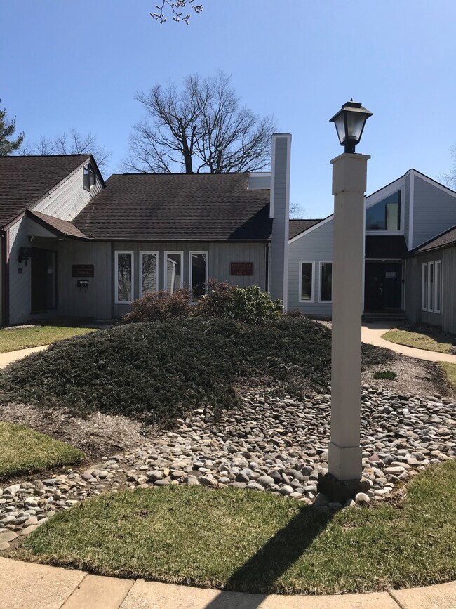 More details for 300 N Pottstown Pike, Exton, PA - Office for Lease