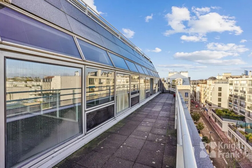 67 Rue Anatole France, Levallois-Perret for lease - Building Photo - Image 3 of 5