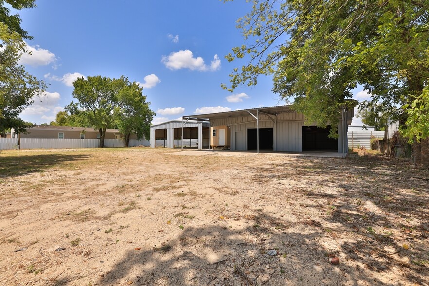 1929 Havner Ln, Houston, TX à vendre - Photo du bâtiment - Image 3 de 37