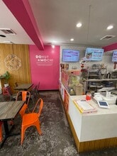 7215-7217 Melrose Ave, Los Angeles, CA for lease Interior Photo- Image 2 of 18