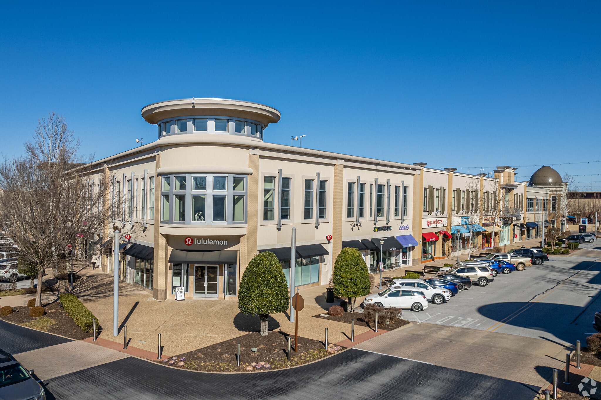 2203 S Promenade Blvd, Rogers, AR for lease Building Photo- Image 1 of 7