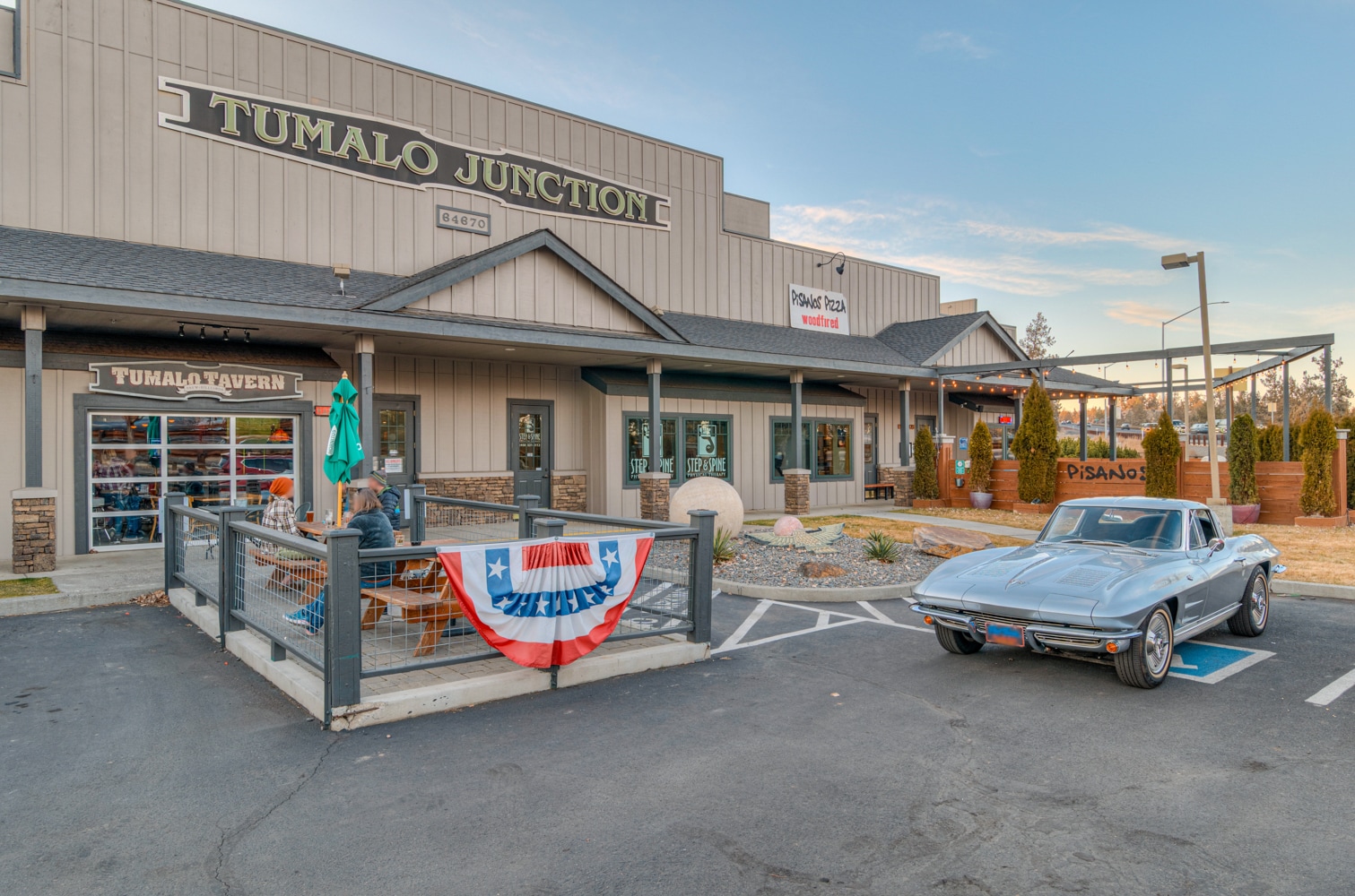 64670 Strickler Ave, Bend, OR à vendre Photo principale- Image 1 de 41