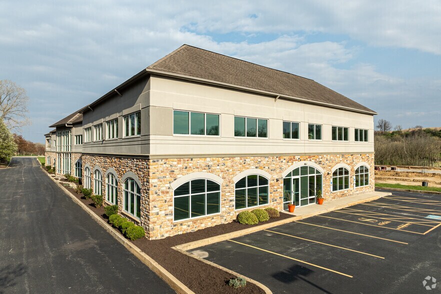 400 Lapp Rd, Malvern, PA à vendre - Photo du bâtiment - Image 3 de 8