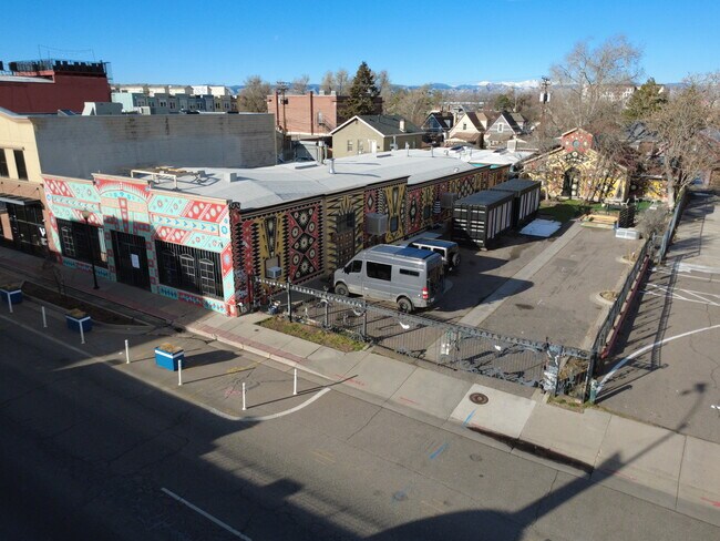 Plus de détails pour 937-941 Santa Fe Dr, Denver, CO - Commerce de détail à louer