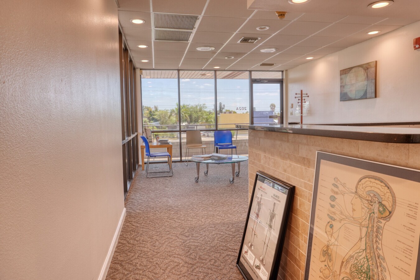 2477 Stickney Point Rd, Sarasota, FL 34231 - Unité 202A - - Photo intérieure - Image 2 of 11