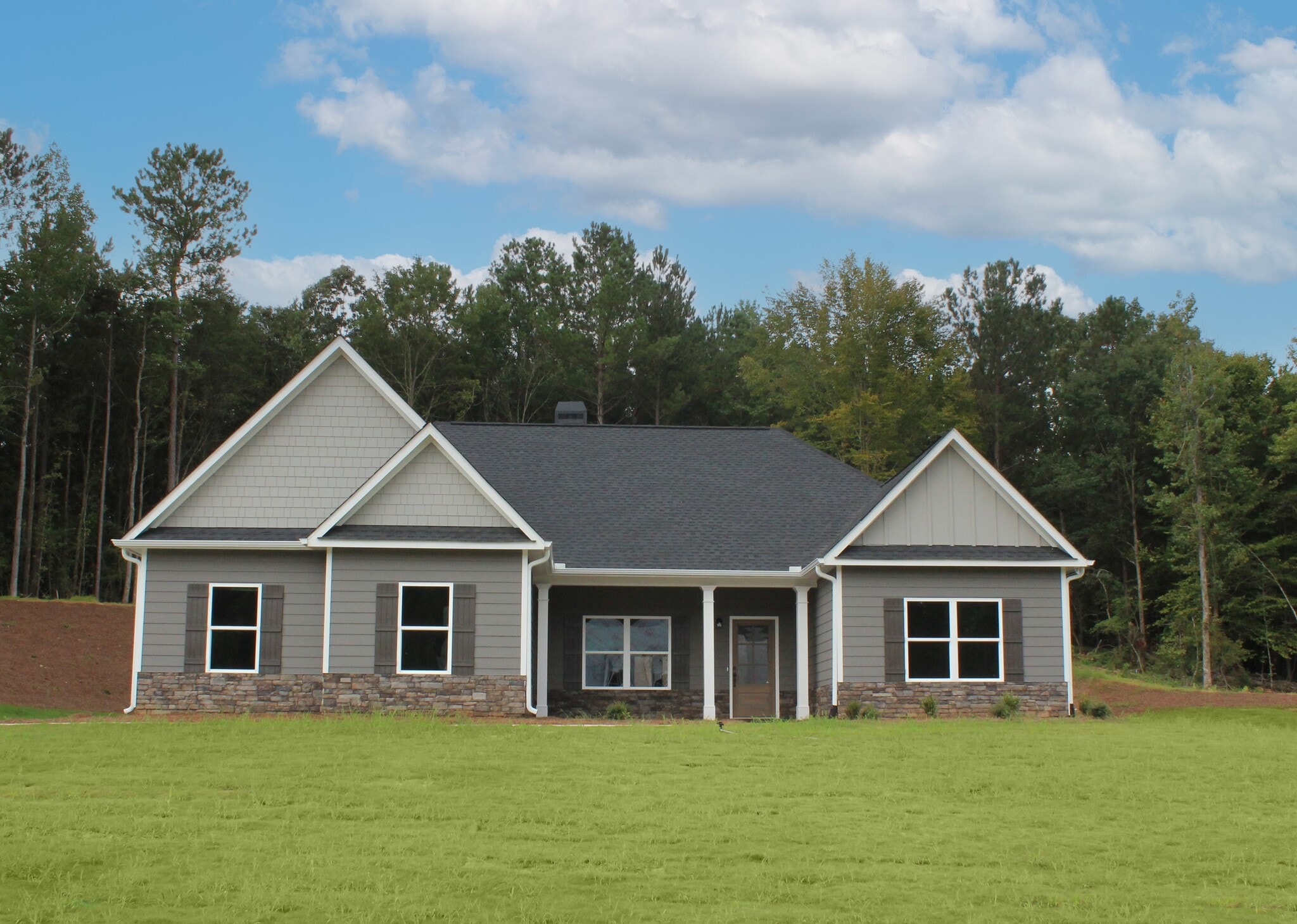 90 Hawthorn Ln, Covington, GA à vendre Photo principale- Image 1 de 2