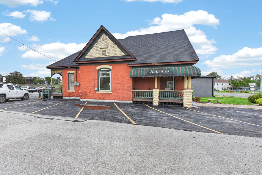 412 W Walnut St, Rogers, AR for sale - Building Photo - Image 3 of 10