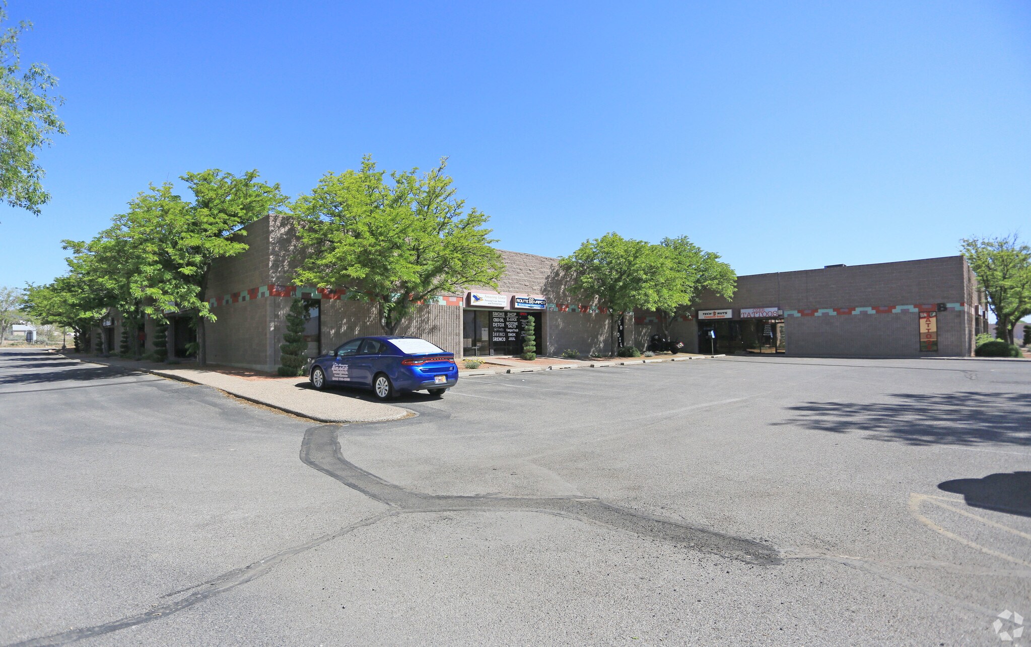 103 Rio Rancho Dr NE, Rio Rancho, NM à louer Photo principale- Image 1 de 6