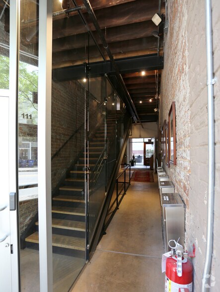 111 E Hargett St, Raleigh, NC à louer - Photo du bâtiment - Image 3 de 4