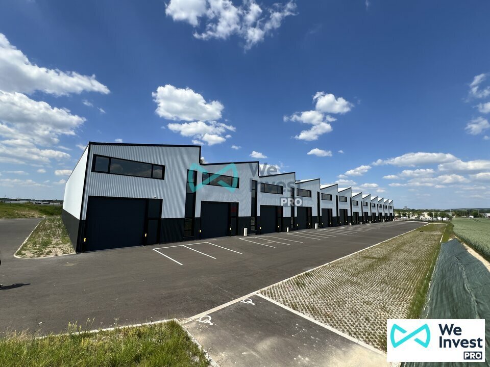 Flex in Cormontreuil for lease Building Photo- Image 1 of 6