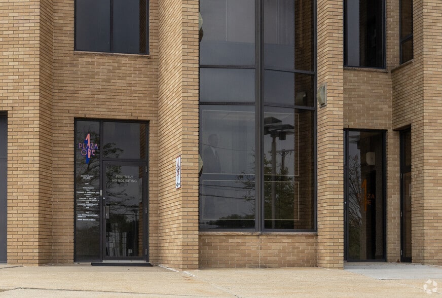 1 State Route 12, Flemington, NJ à louer - Photo du bâtiment - Image 3 de 7