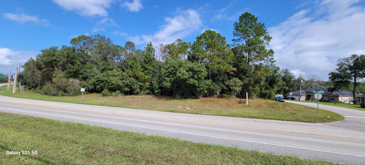 Lake Helen Osteen Rd, Deltona, FL à vendre Photo du b timent- Image 1 de 6