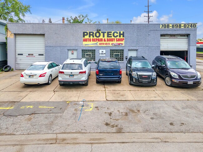 Plus de détails pour 26 E 34th Pl, Steger, IL - Commerce de détail à vendre