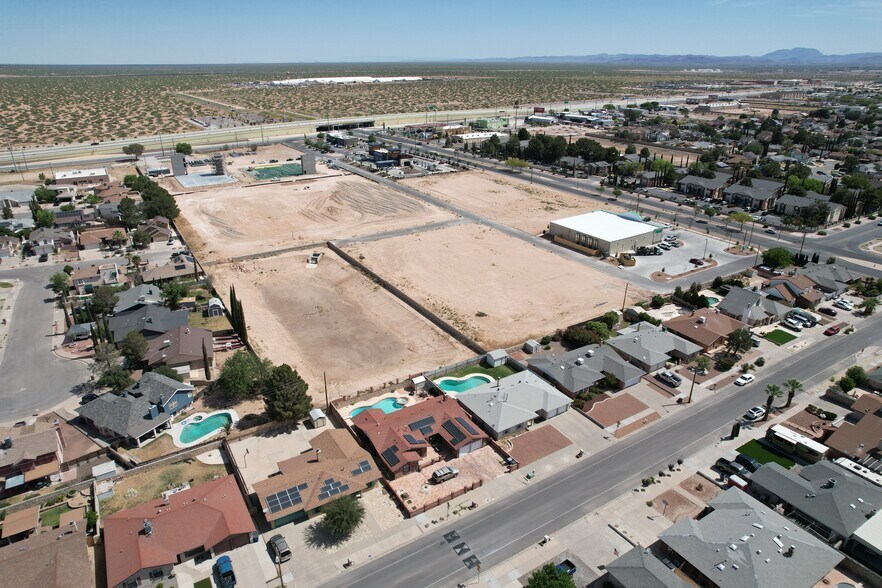 3651 George Dieter Dr, El Paso, TX à vendre - Photo du bâtiment - Image 2 de 8