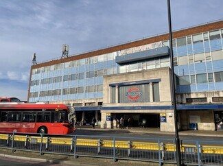 Plus de détails pour London Rd, Morden - Bureau à louer