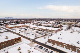9 St de la Place du Commerce, Brossard, QC - AERIAL  map view