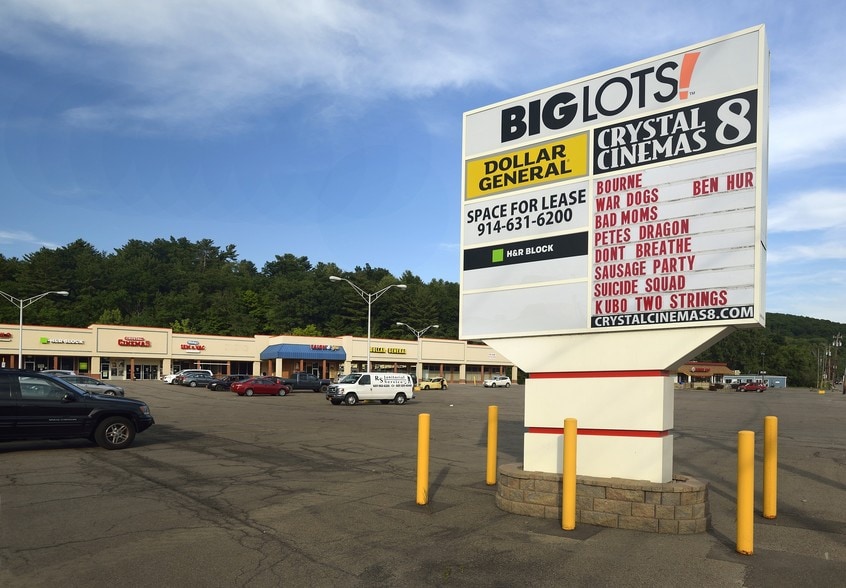 94 Victory Hwy, Corning, NY à louer - Photo du bâtiment - Image 3 de 5