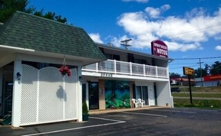 Plus de détails pour 2603 US Highway 41 W, Marquette, MI - Services hôteliers à vendre