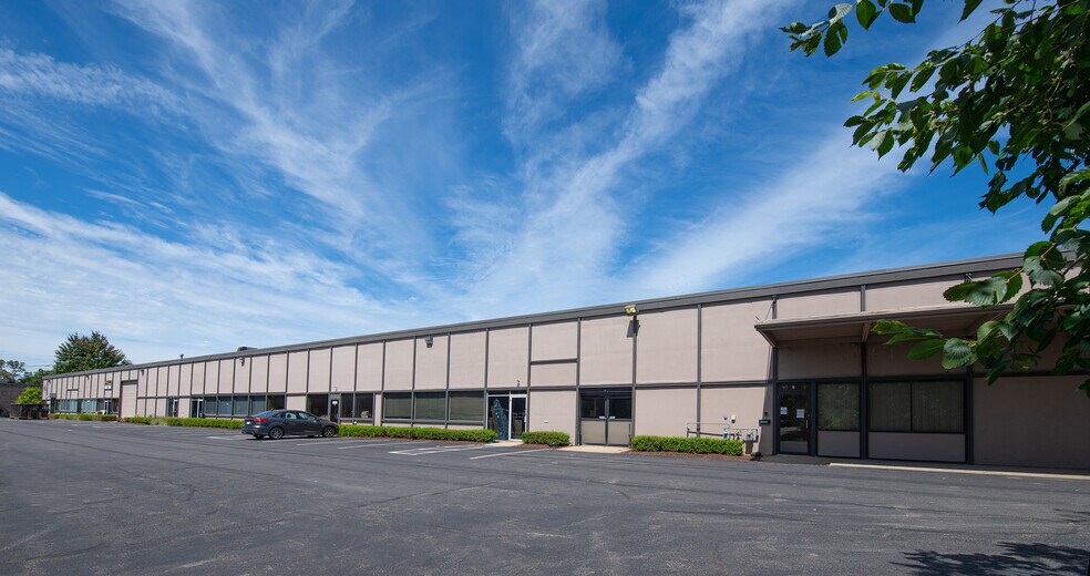 2350 Eldo Rd, Monroeville, PA à louer - Photo du bâtiment - Image 3 de 4