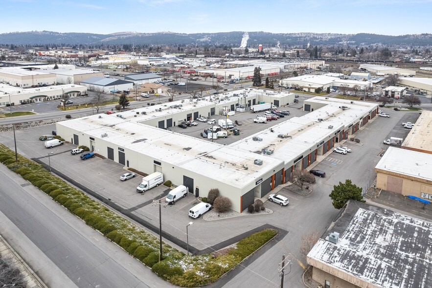 9922 E Montgomery Rd, Spokane Valley, WA for lease - Building Photo - Image 3 of 22