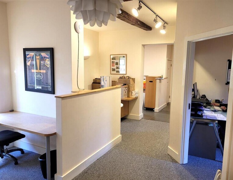 Langley Rd, Wootton Wawen à vendre - Photo du bâtiment - Image 2 de 4