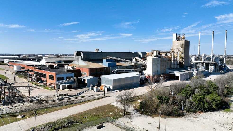 5200 Beverly Dr, Waco, TX for sale - Building Photo - Image 2 of 15