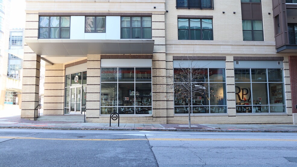 149 E Davie St, Raleigh, NC for lease - Building Photo - Image 2 of 4