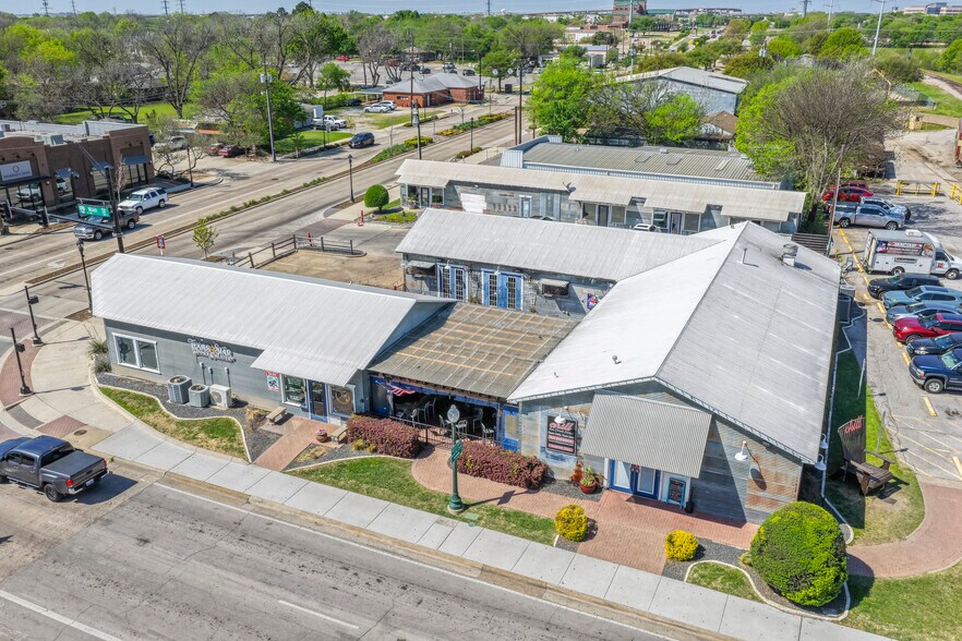 814 S Main St, Grapevine, TX for sale - Primary Photo - Image 1 of 15