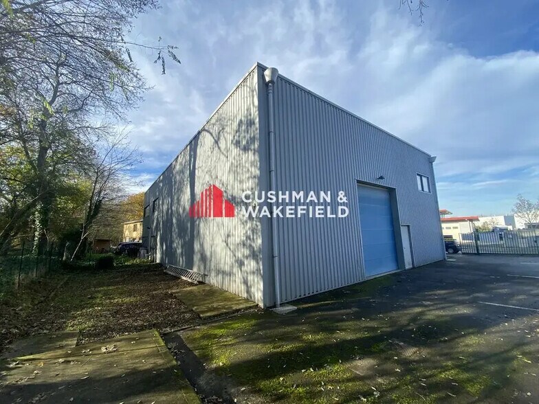 Bureau dans Quint-Fonsegrives à louer - Photo du bâtiment - Image 2 de 7