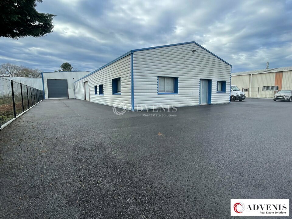 Industrial in Cestas for lease Building Photo- Image 1 of 9