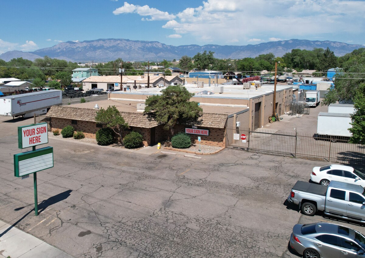 3320 2nd St NW, Albuquerque, NM à louer Photo du bâtiment- Image 1 de 19