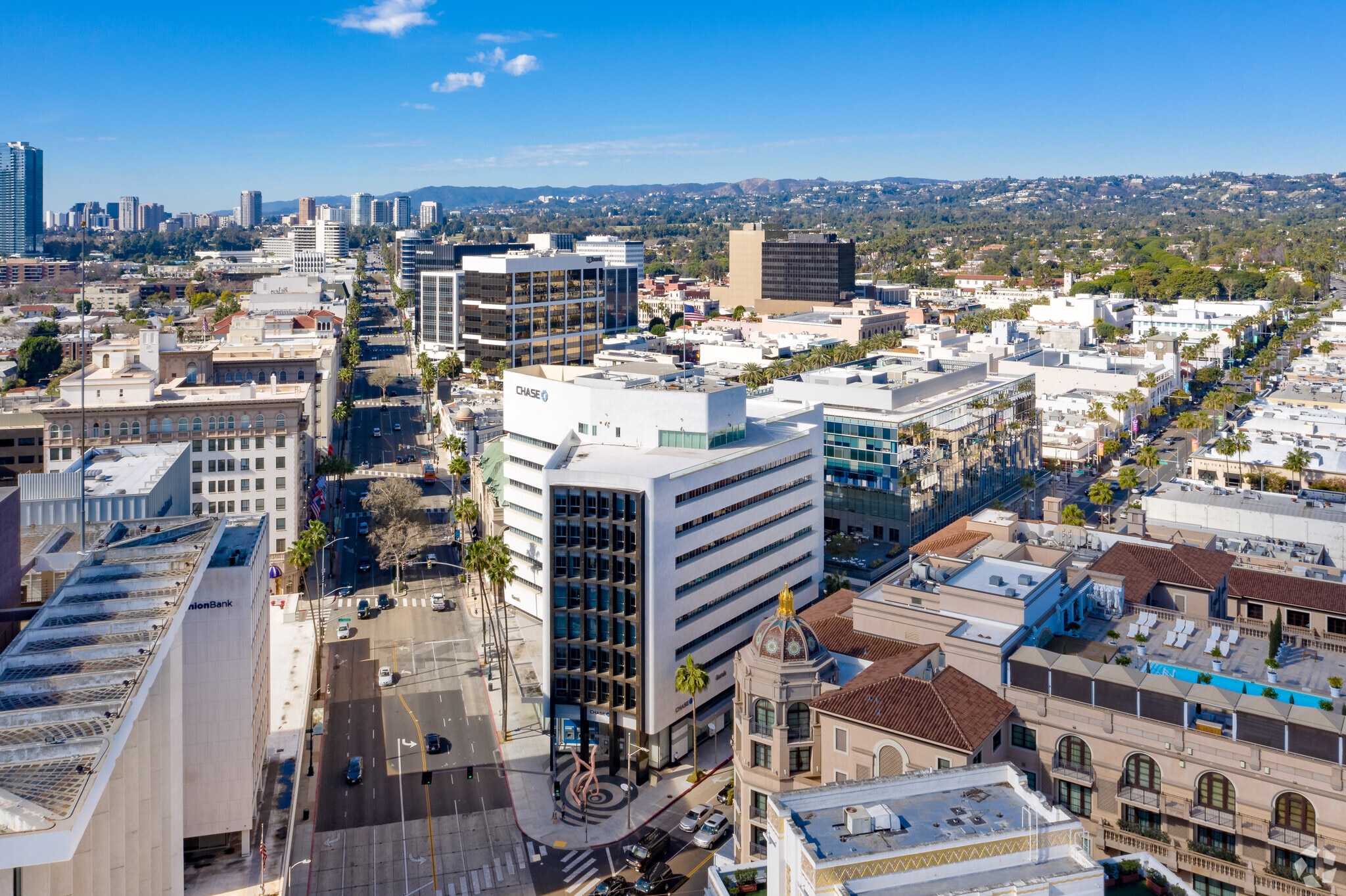 9465 Wilshire Blvd, Beverly Hills, CA for lease Aerial- Image 1 of 24
