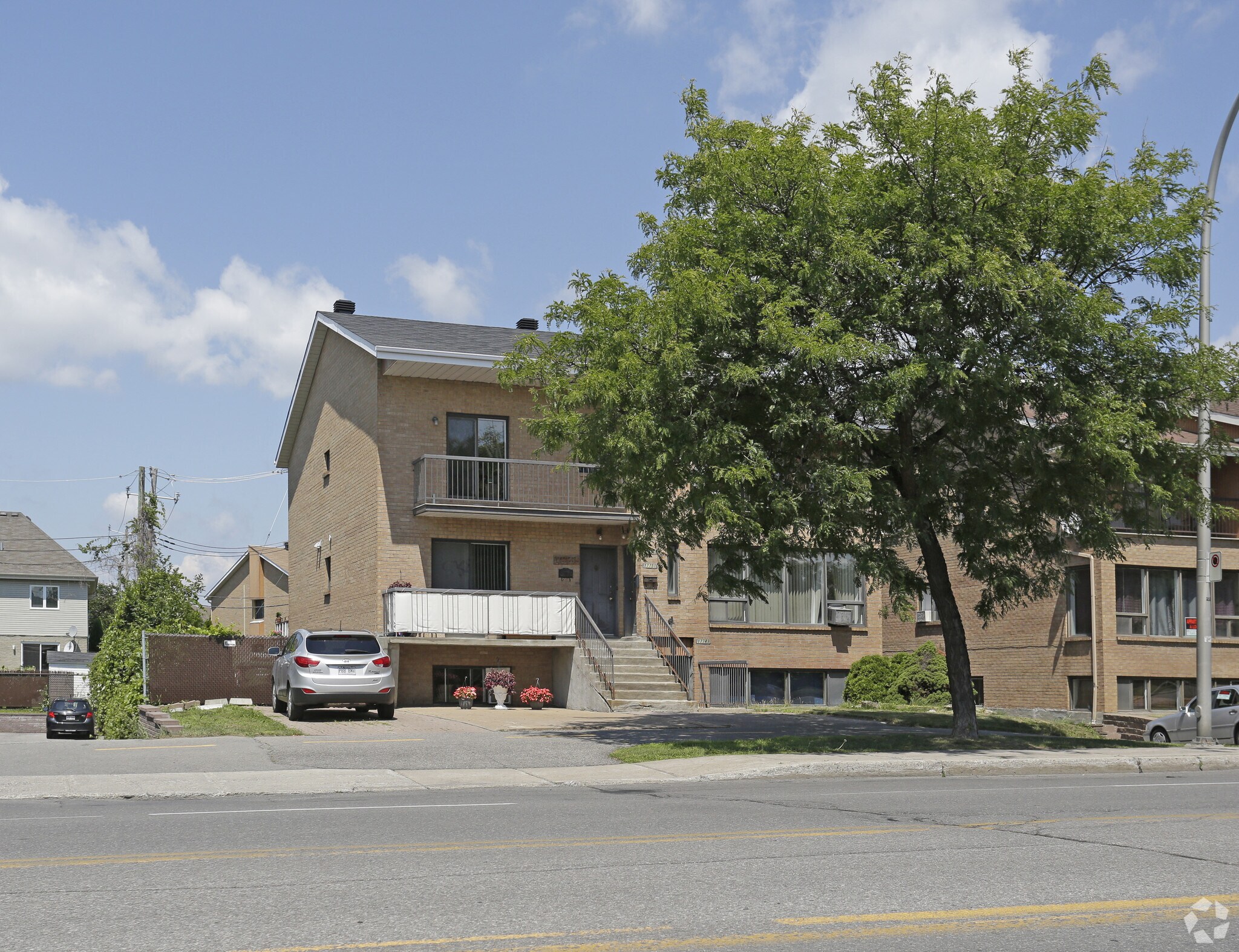 17749-17755 Boul De Pierrefonds, Montréal, QC à vendre Photo principale- Image 1 de 1