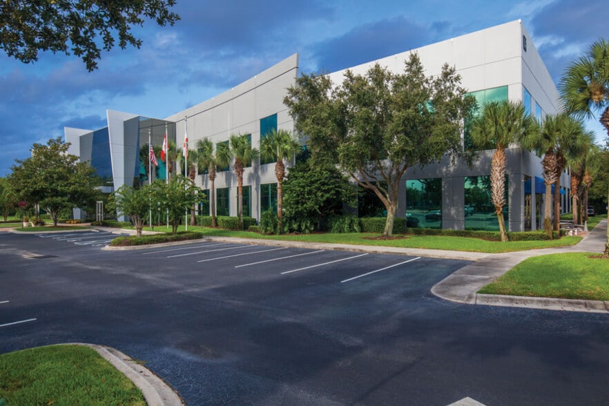 6989 Lee Vista Blvd, Orlando, FL for lease - Building Photo - Image 3 of 6