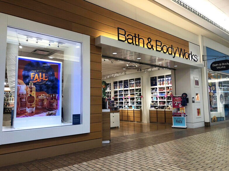 645 Fairfield Dr, Merced, CA à louer - Photo du bâtiment - Image 3 de 15