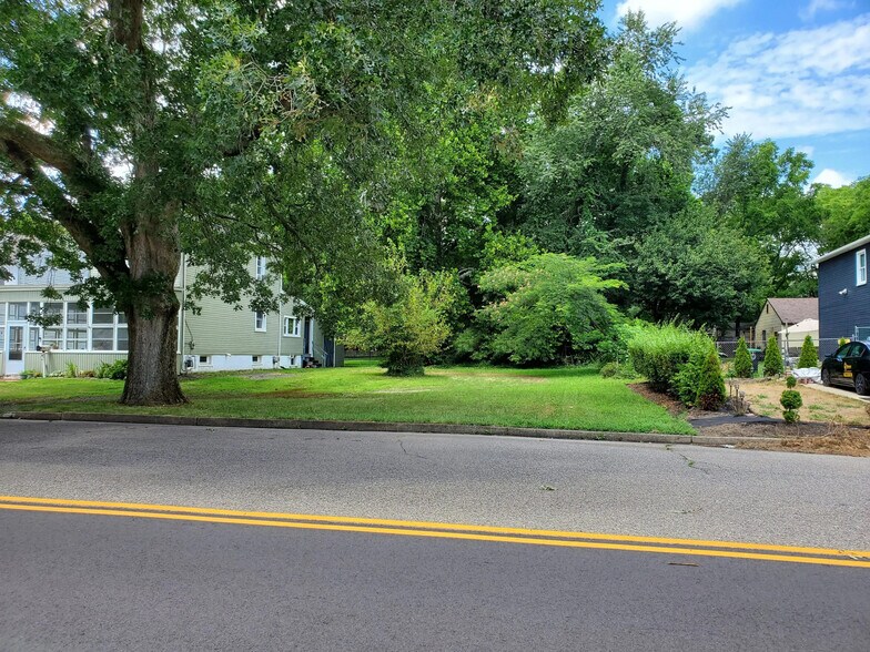 720 E Linden Ave, Lindenwold, NJ à vendre - Photo principale - Image 1 de 3